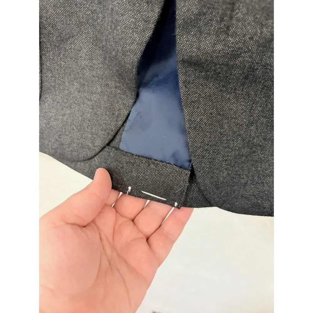 Banana Republic Slim Fit Charcoal Gray Blazer 42R Classic Minimalist Cotton